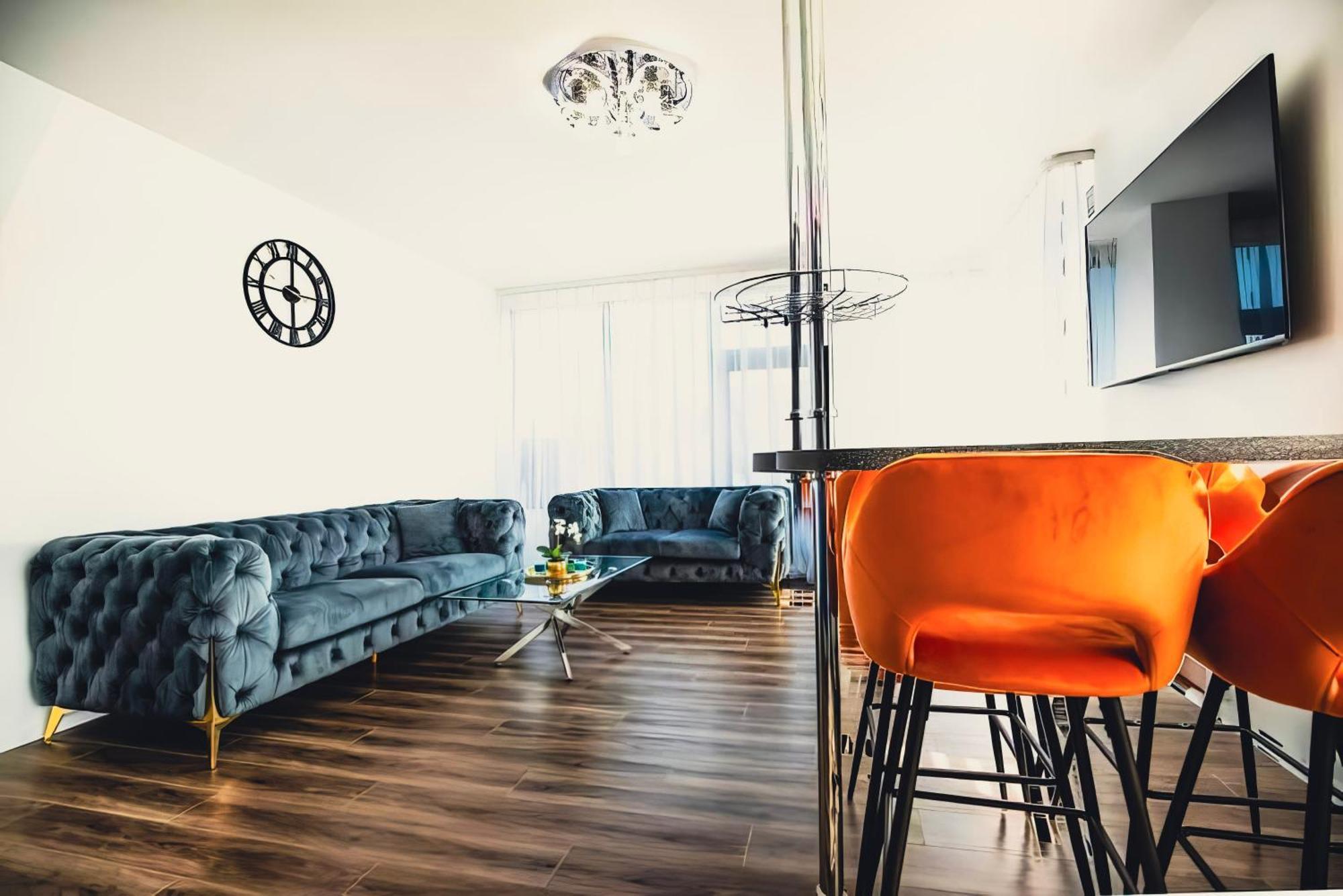 Center Pearl 2Br Wifi Easy-Check-In Daire Klaipėda Dış mekan fotoğraf