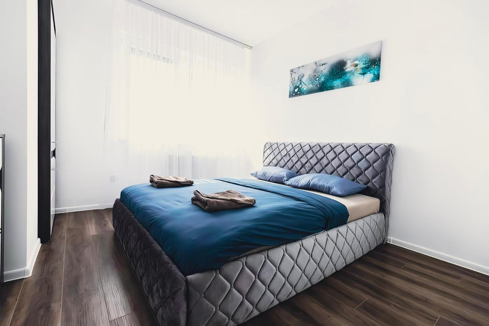 Center Pearl 2Br Wifi Easy-Check-In Daire Klaipėda Dış mekan fotoğraf
