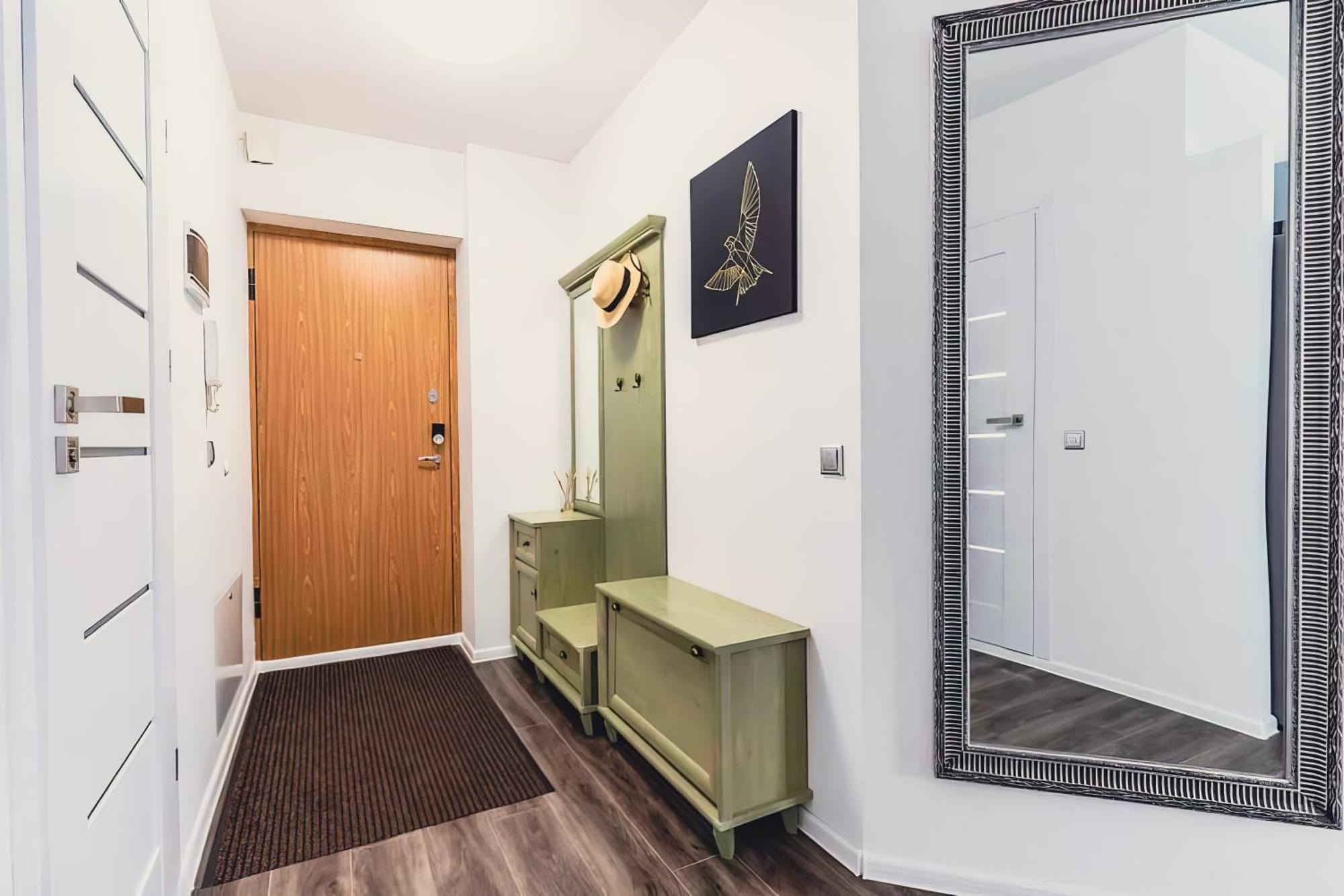 Center Pearl 2Br Wifi Easy-Check-In Daire Klaipėda Dış mekan fotoğraf